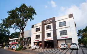 Oyo 9404 Hotel White Fort