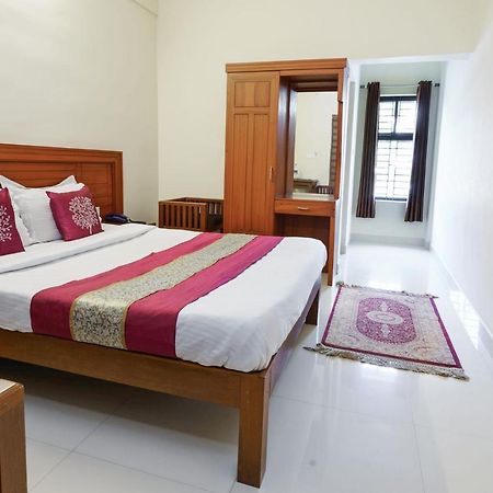 Oyo 9404 Hotel White Fort Mananthavady Exterior photo