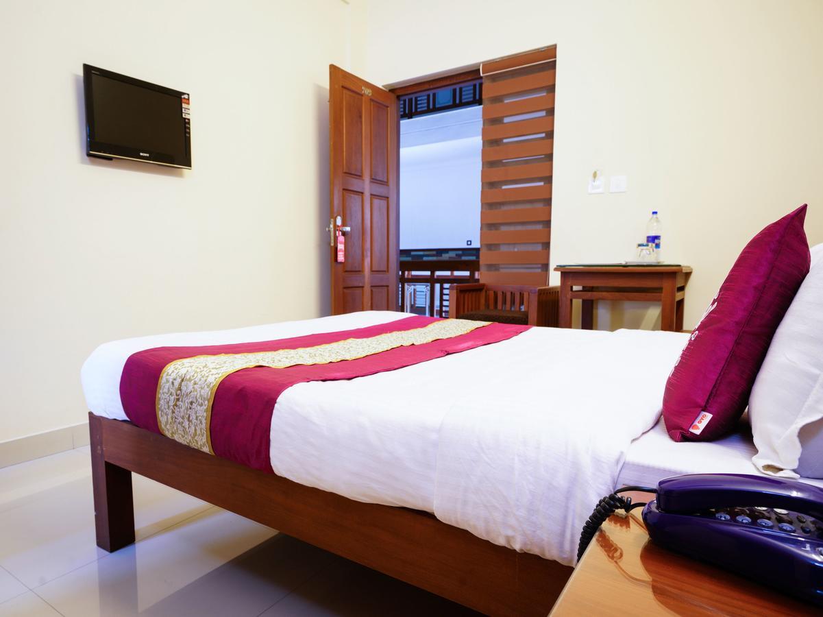 Oyo 9404 Hotel White Fort Mananthavady Exterior photo