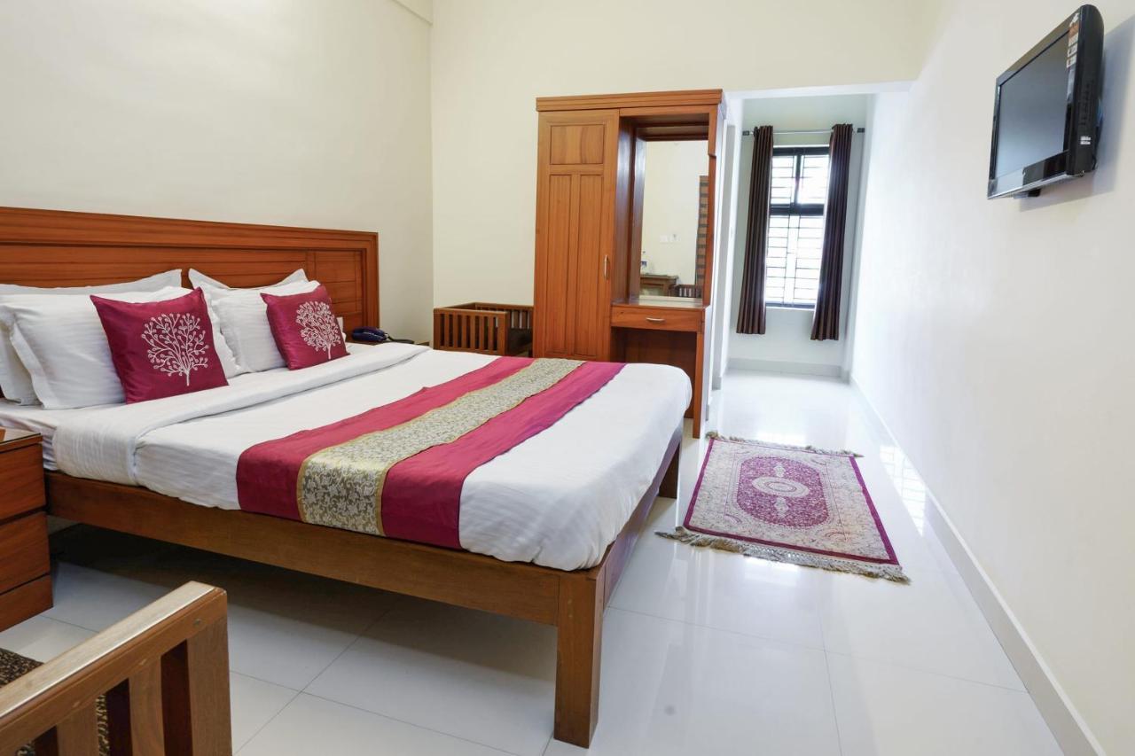 Oyo 9404 Hotel White Fort Mananthavady Exterior photo